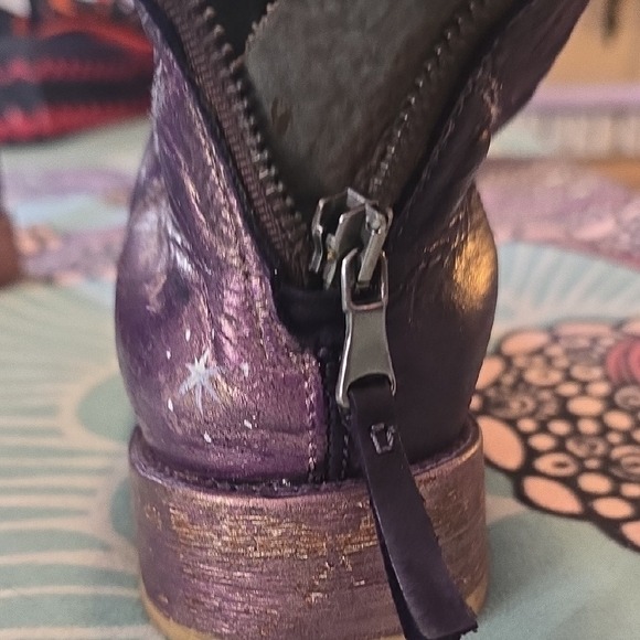 Unique Hand Painted Fluevog Purple Starry Night Ankle Boots Women's Size 9W - Picture 6 of 12